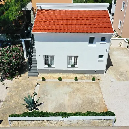 Дом отдыха Relax House Casa De Familia Вир